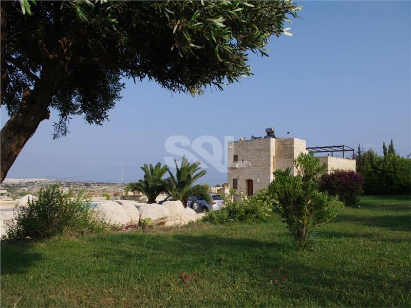 Detached House of Character in Siggiewi For Sale
