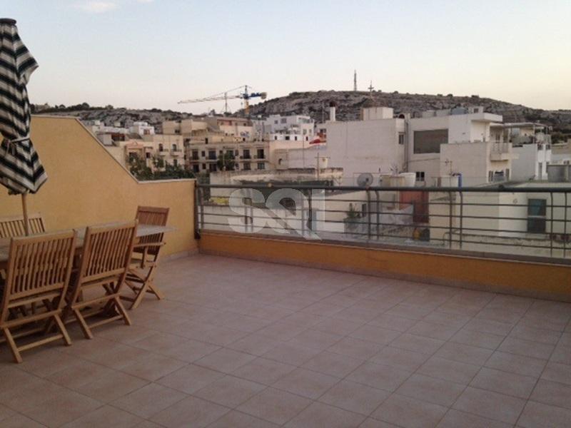 Penthouse in Bahar ic-Caghaq To Rent