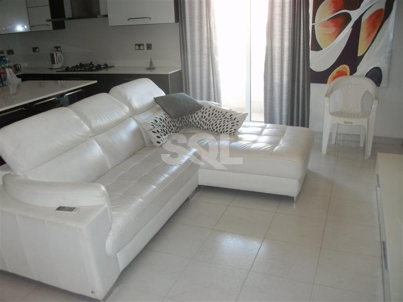 Apartment in Guardamangia To Rent