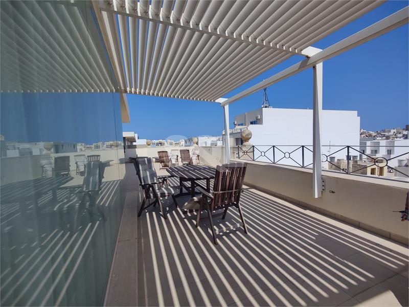 Penthouse in Sliema To Rent